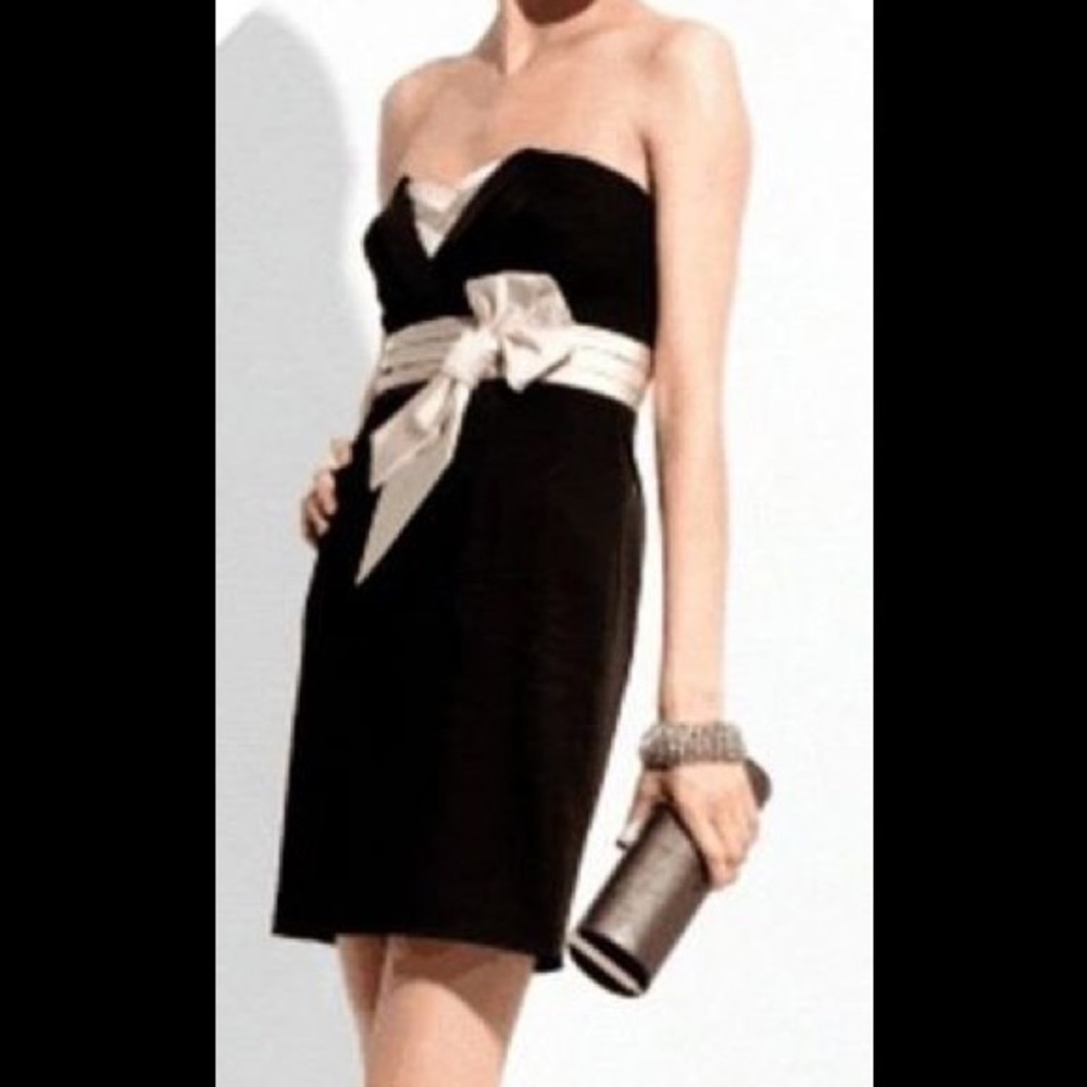 BCBGMAXAZRIA Black Cream Strapless Satin Cocktail Dress Sweetheart Bow Size 12